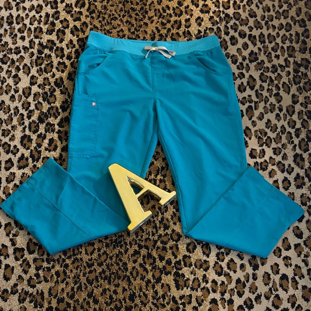 FIGS Scrub Pants
